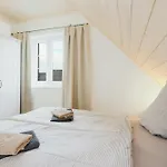度假居 Strandnahes Familienhaus In Altefaehr Auf Ruegen